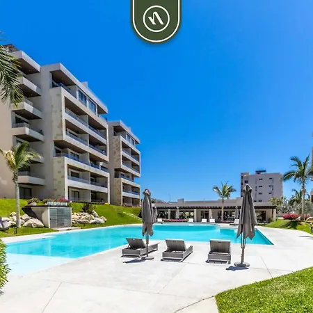Modern 2 Bedroom Apartment With Pool - Clubhouse - Gym